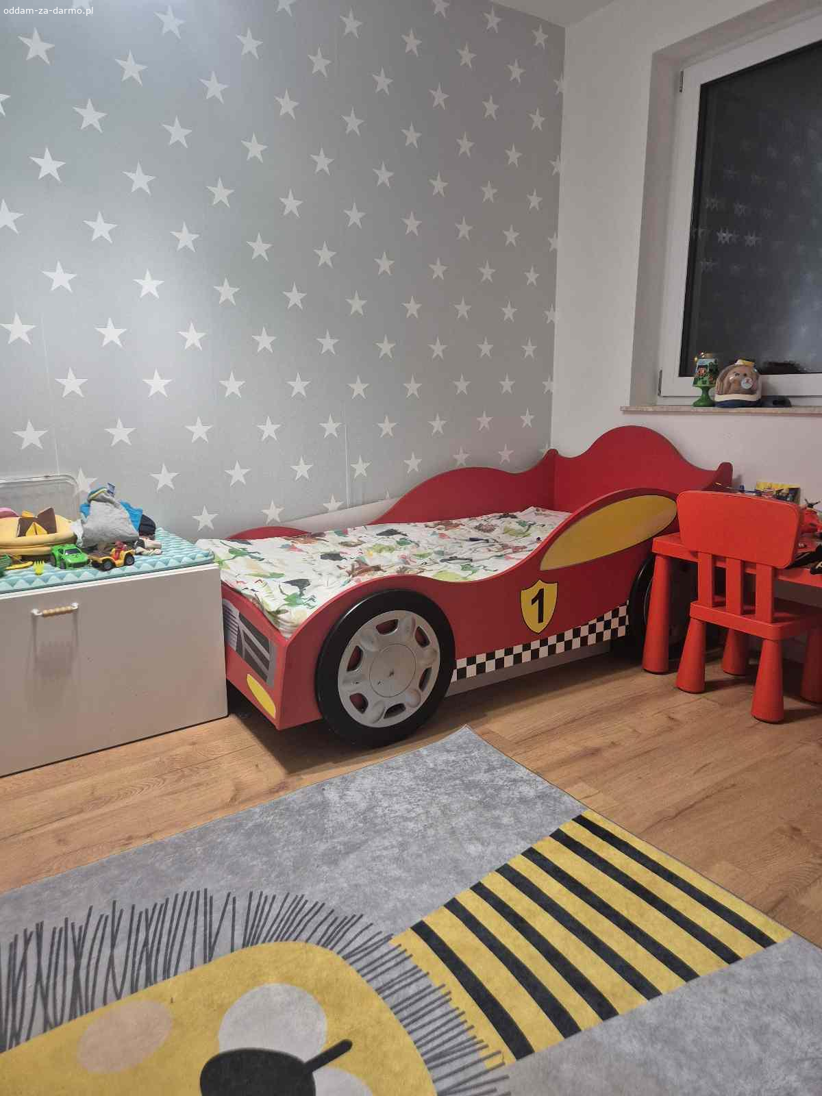 Lozko samochod pilnie oddam