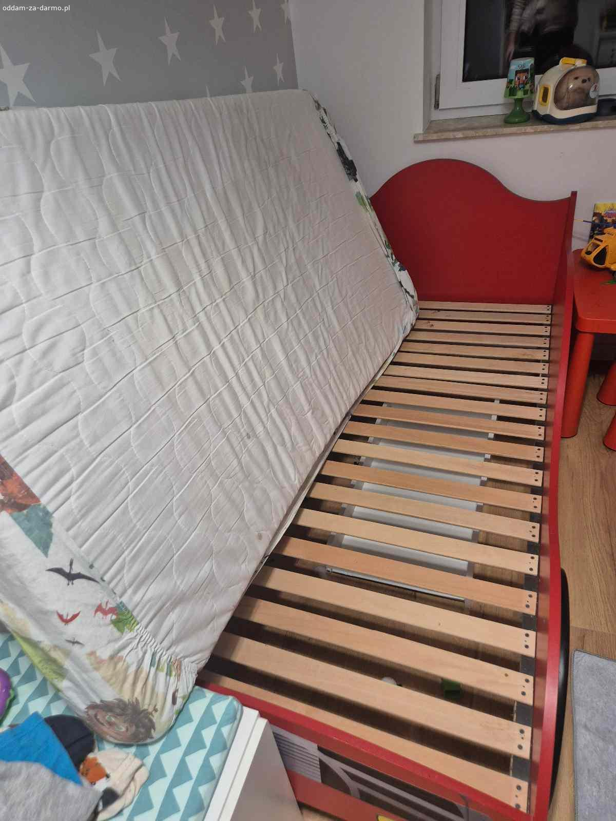 Lozko samochod pilnie oddam