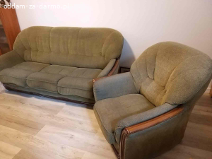 Oddam za darmo zestaw mebli kanapotapczan i dwa fotele