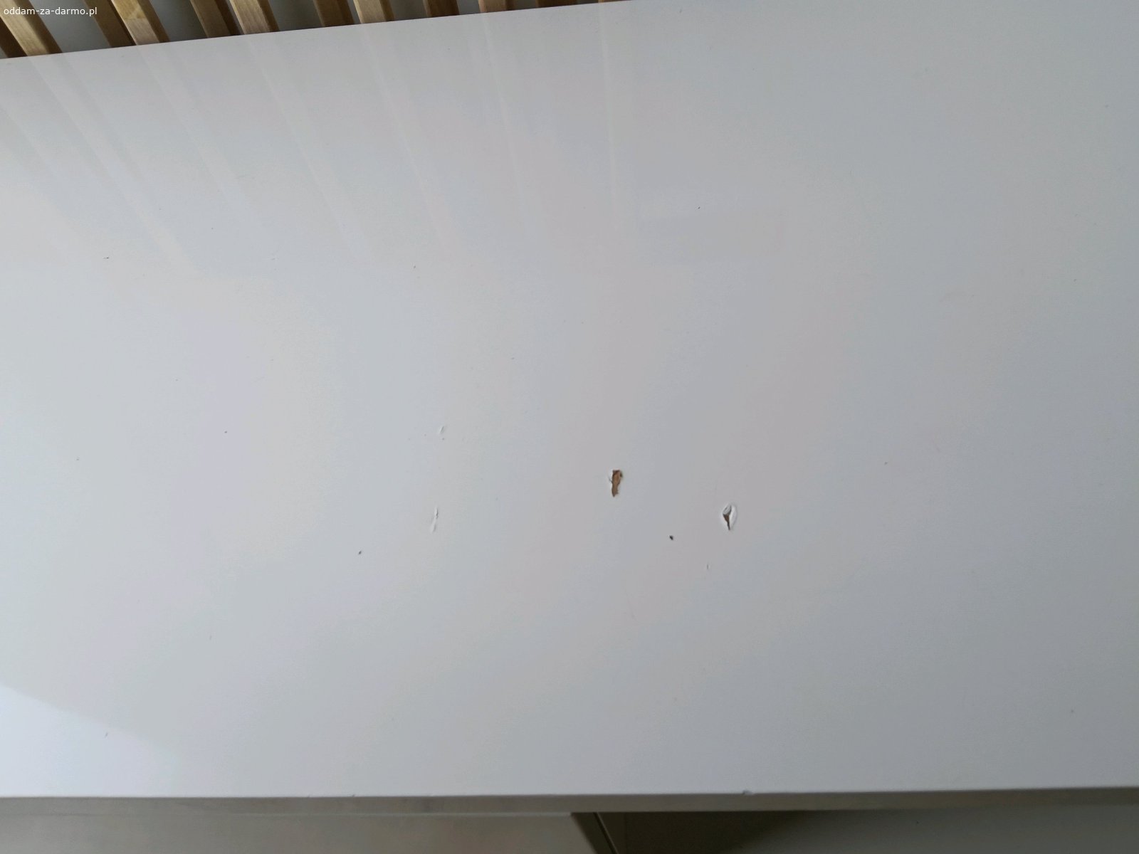 SZAFA + szafka pod TV. Mam do oddania
1. szafę (wieszak + 2 szuflady na dole), wymiary: 80x204 gł.55 cm
2. szafkę pod TV, wymiary: 160x45 gł.41,5 cm, Ikea besta, biały połysk
Na blacie szafki widać ubytki lakieru.
W szafie plecówka była do poprawy.
MEBLE CZEKAJĄ DO KOŃCA TYGODNIA.